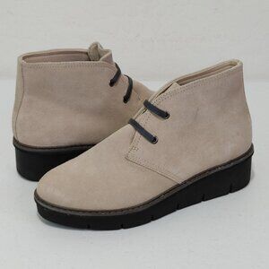 Clarks Airabell Ankle Chukka Boot Women's Size 10 W Excellent Condition